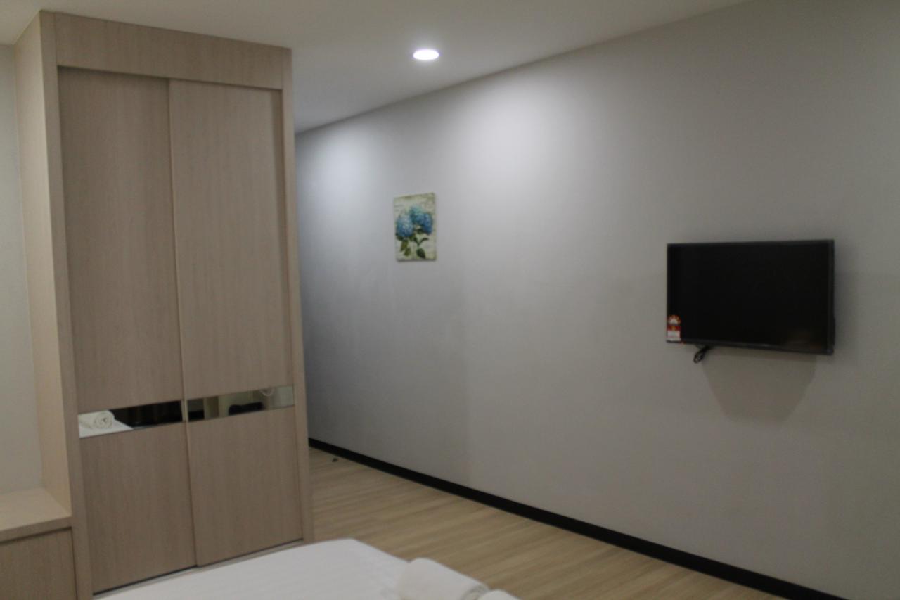 The Velton Inn Bintulu Exterior photo